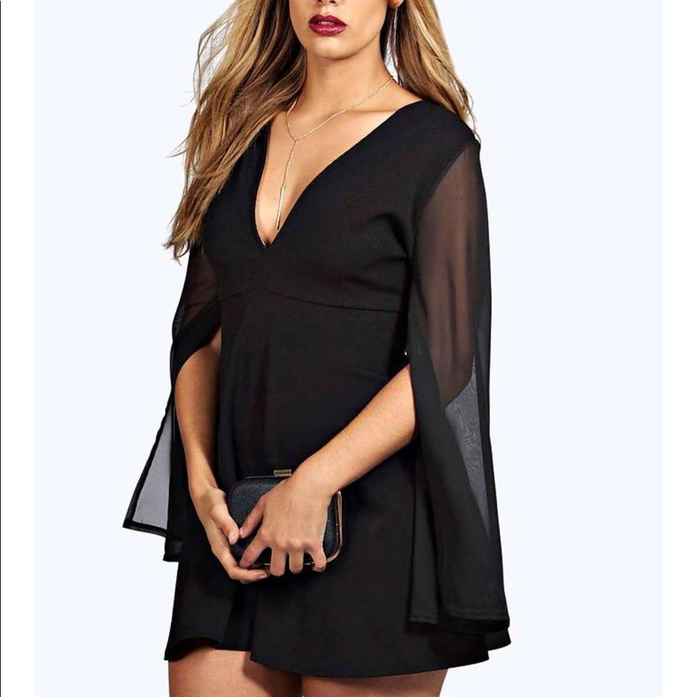 Boohoo plus chiffon split sleeve vneck dress NWOT